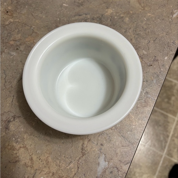 Vintage Pyrex Butter Dish - Picture 3 of 5